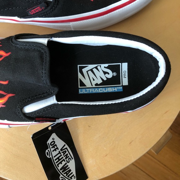 Vans Thrasher Slip ons - Picture 2 of 4